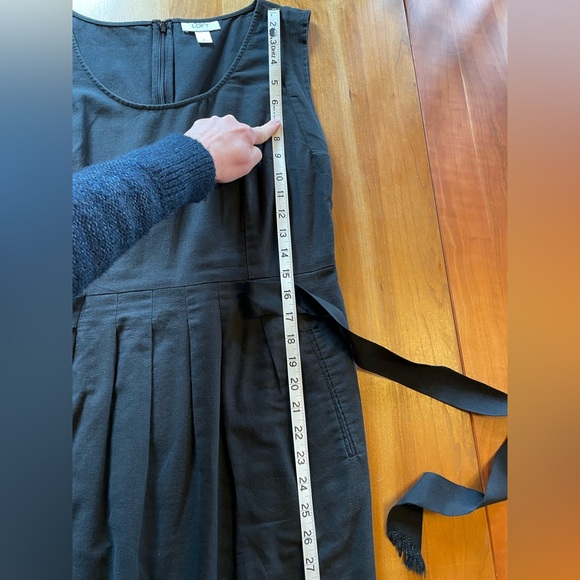 Ann Taylor Loft - Black Shift Dress - Excellent Condition - Size 6 - Picture 9 of 11